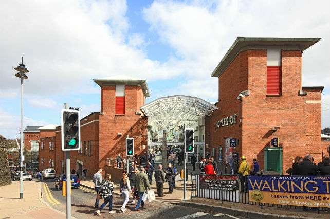 Retail to let - Foyleside Shopping Centre, Londonderry, Co Derry