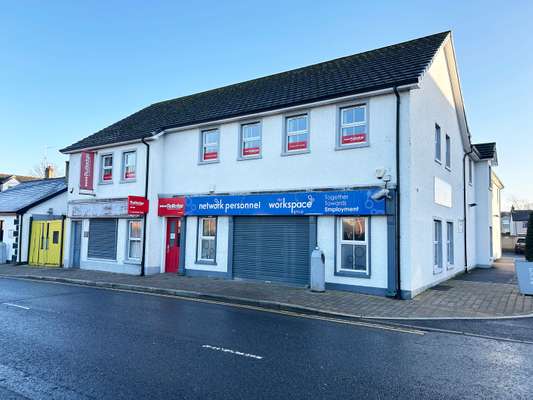 Office to let - Units 1, 2 & 3, 10 Dublin Road, Antrim, BT41 4AE