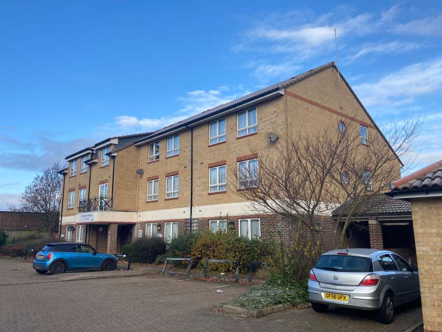 Gardenia House, 19 Pilgrims Court, Farnol Road, Dartford Property for