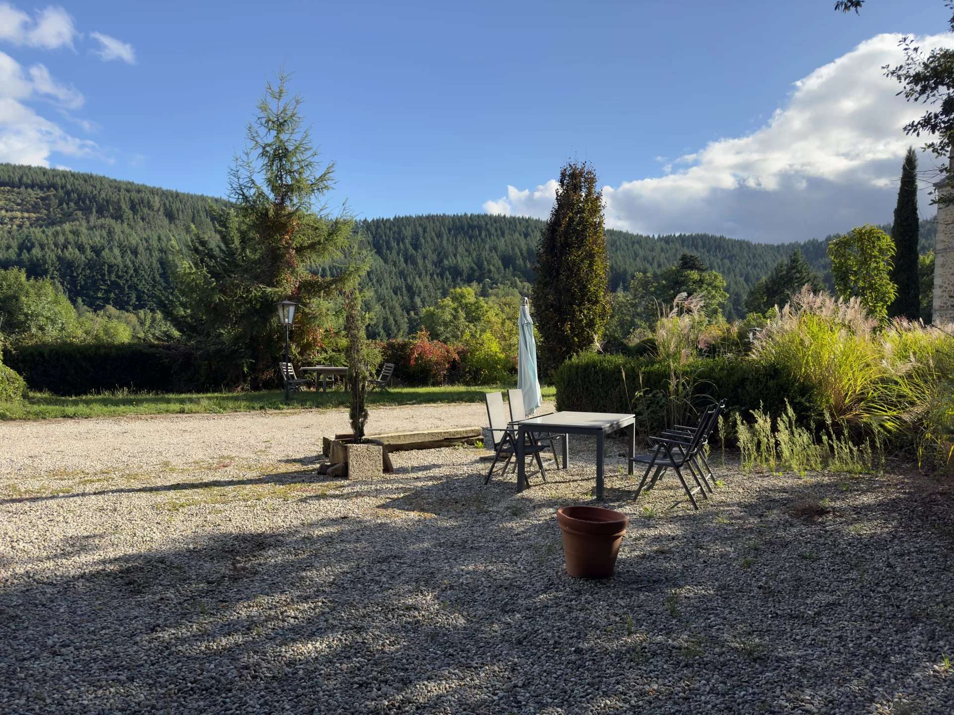 Castle / Chateaux for Sale in Lamastre, GB