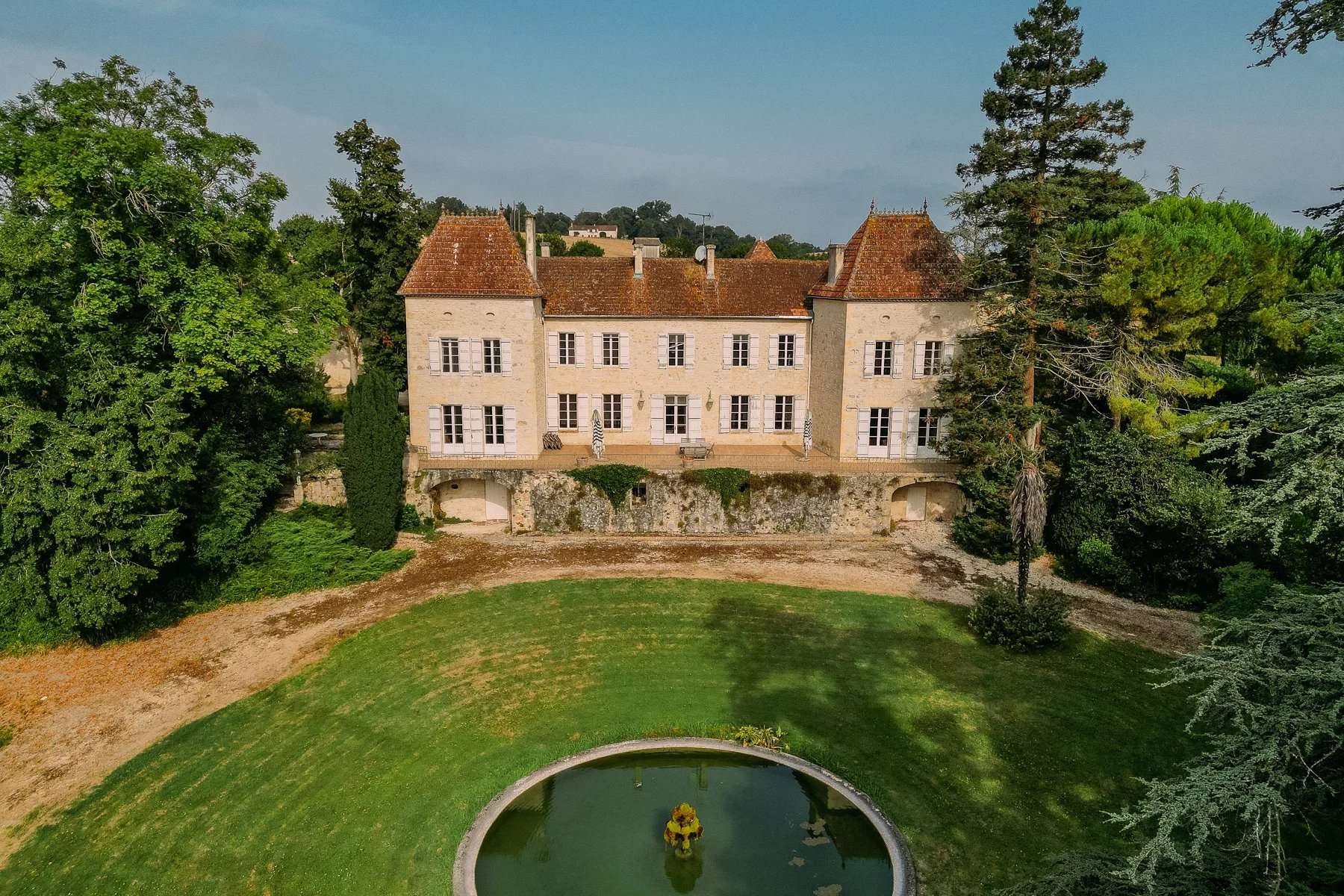 Castle / Chateaux for Sale in Condom, GB - 3
