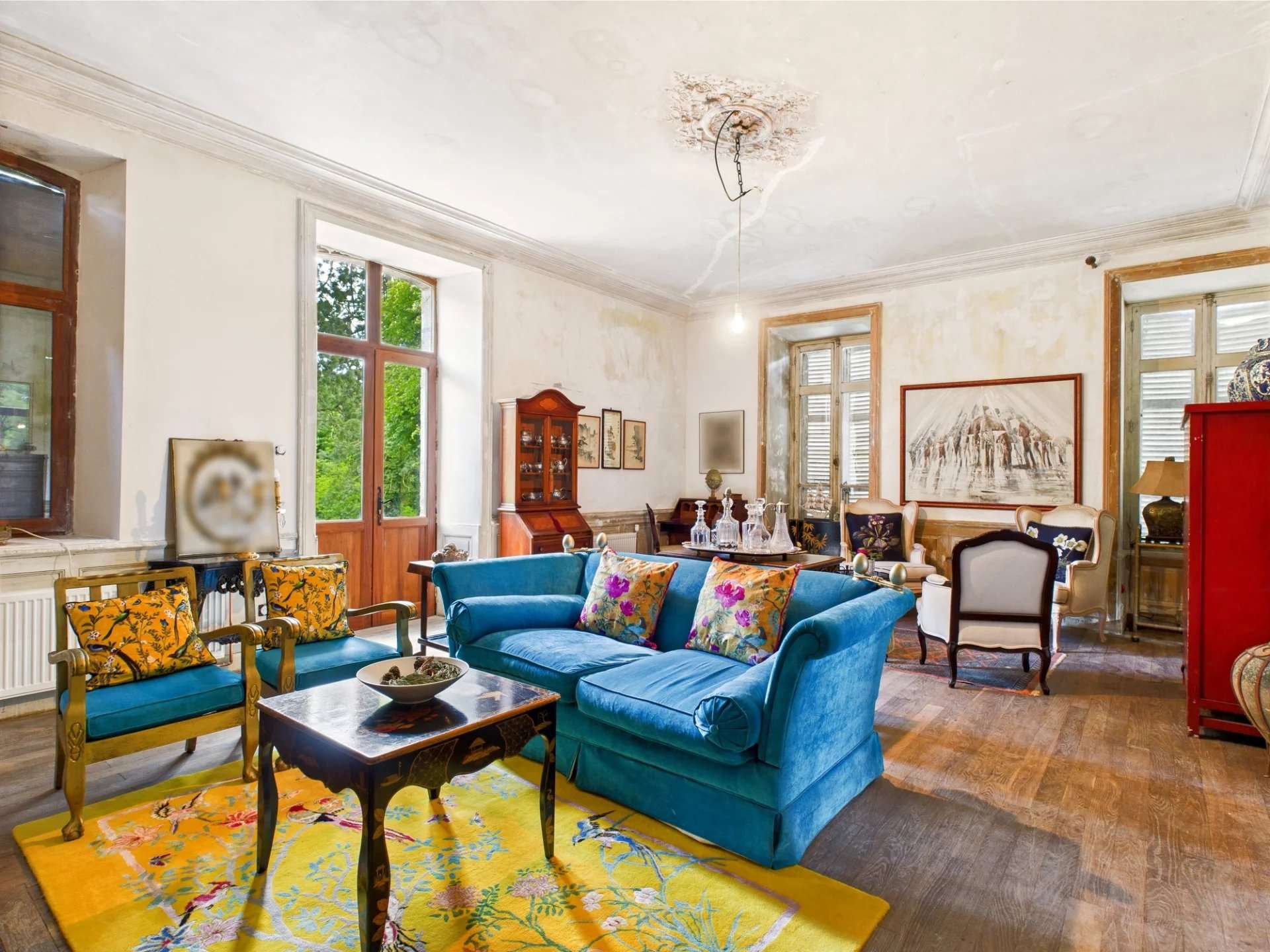 Castle / Chateaux for Sale in Limoges, UK