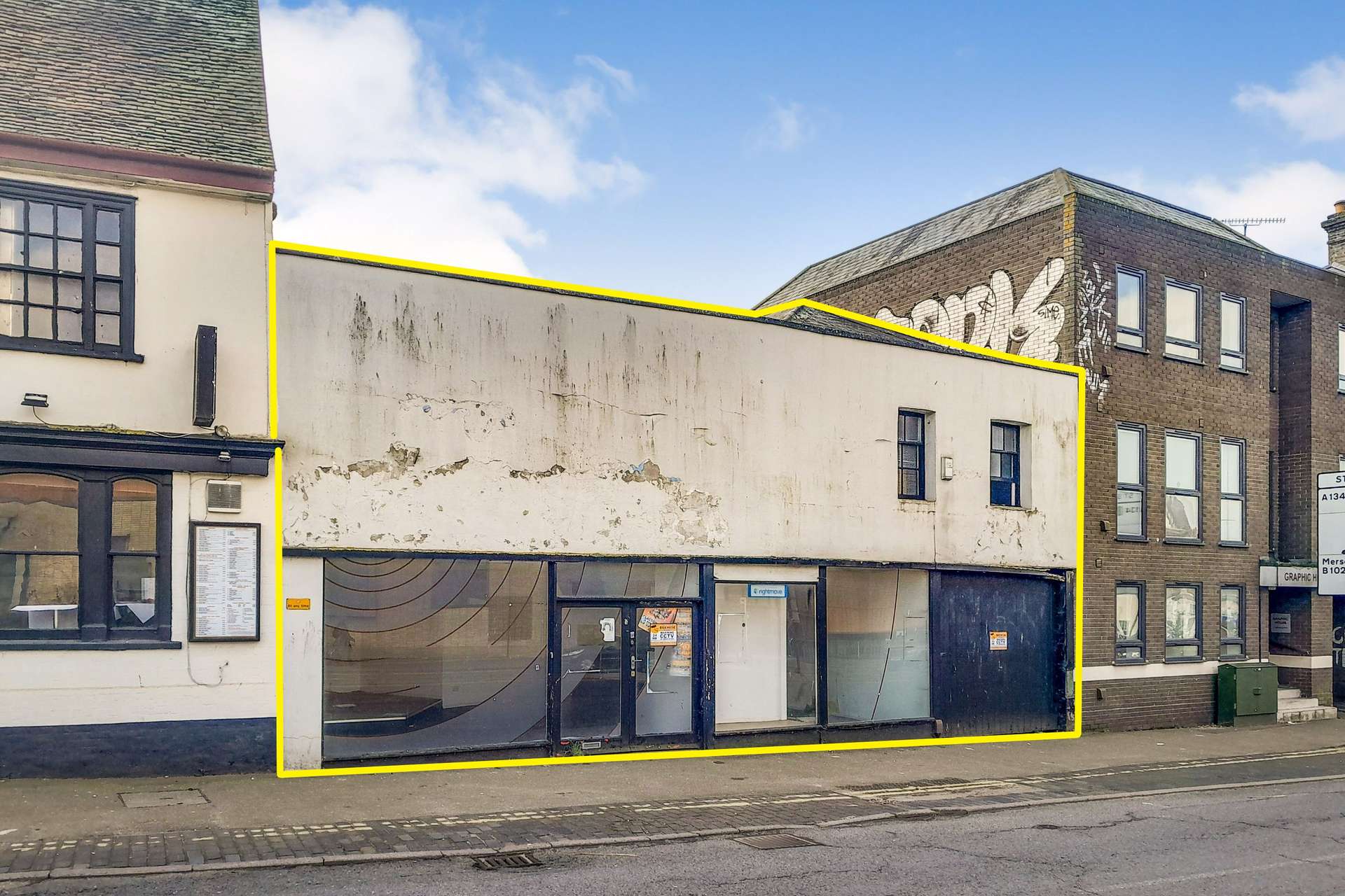 12-13 Magdalen St  