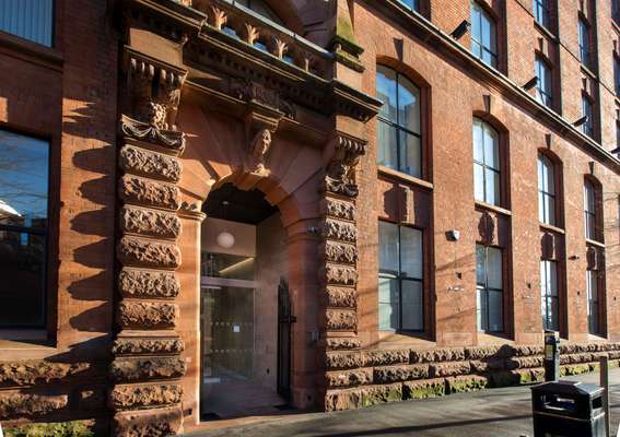 Office to let - Newly Refurbished Office Suites from 2,917 sq ft to 7,719 sq ft, 3rd Floor, 40 Linenhall Street, Belfast