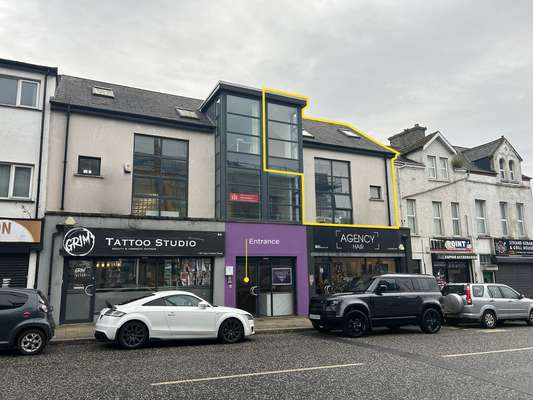 Office to let - First and Second Floor Office Accommodation, 139-141 Holywood Road, Belfast