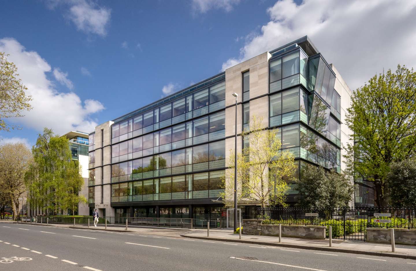 40 Mespil Road, Ballsbridge, Dublin 4 Property to rent Savills