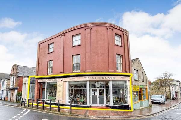 Retail for sale - 94/ 94a High Street and 2 Victoria Street, Ventnor