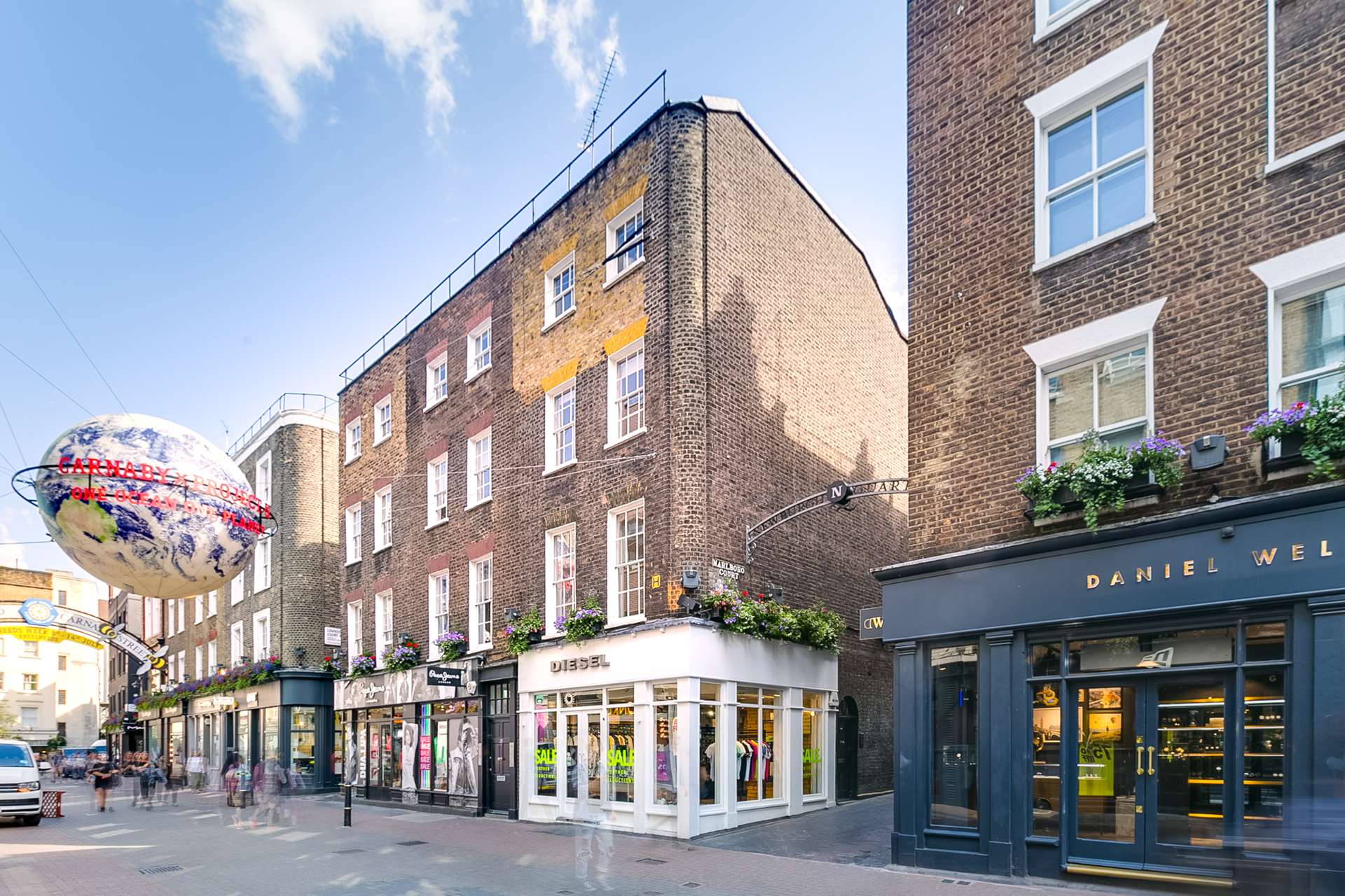 , 25 Carnaby Street, London, W1F 7DE Property to rent Savills