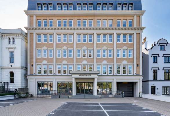 Office to let - Wellington Gate, Church Road, Tunbridge Wells, TN1 1HT