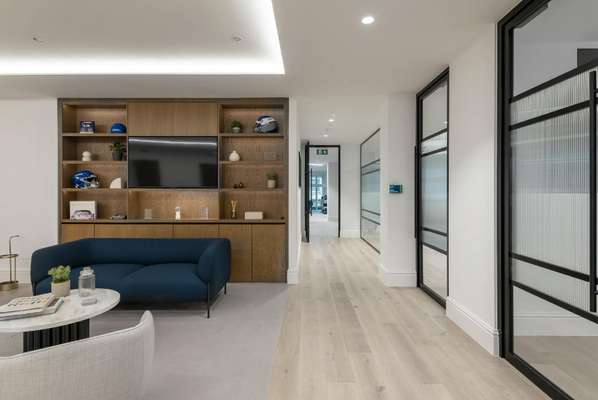Office to let - 6 Grosvenor Street, London, W1K 4PZ