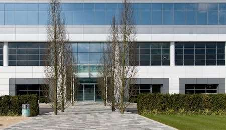 Office to let - Building 3, Guildford Business Park, Guildford, GU2 8XG