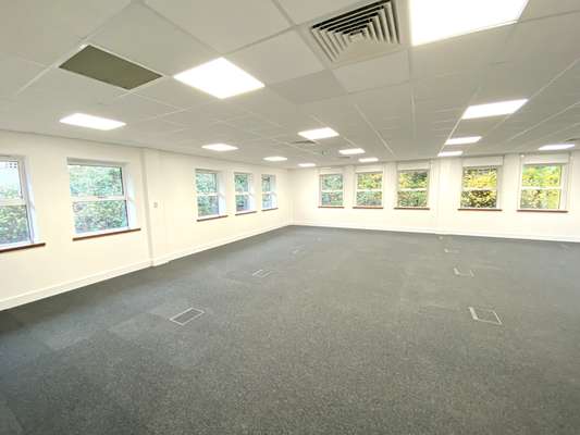Office to let - Unit 8, Cube M4 Business Park, Bristol, BS16 1FX