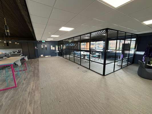 Office to let - Sanctus House, 1 Olympus Park Business Centre, Olympus Park, Gloucester, GL2 4DH