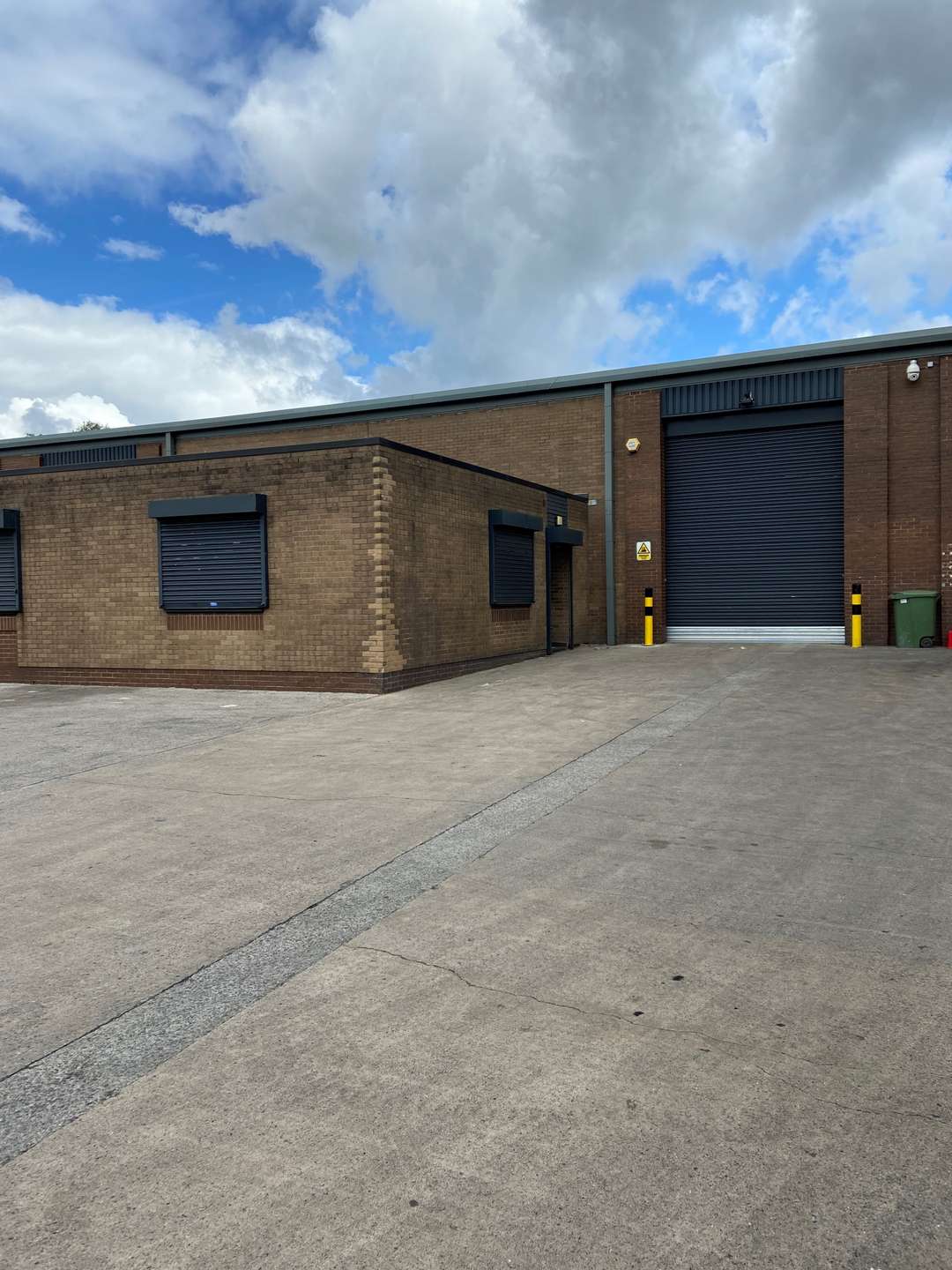Unit B8, Edgefold Industrial Estate, Plodder Lane, Bolton, BL4 0LR