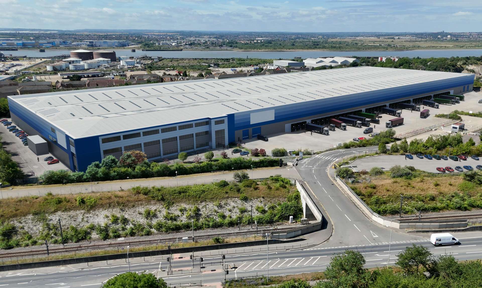 Industrial to let - Ultrabox Purfleet, Purfleet Bypass, Purfleet-on-Thames, RM19 1TT