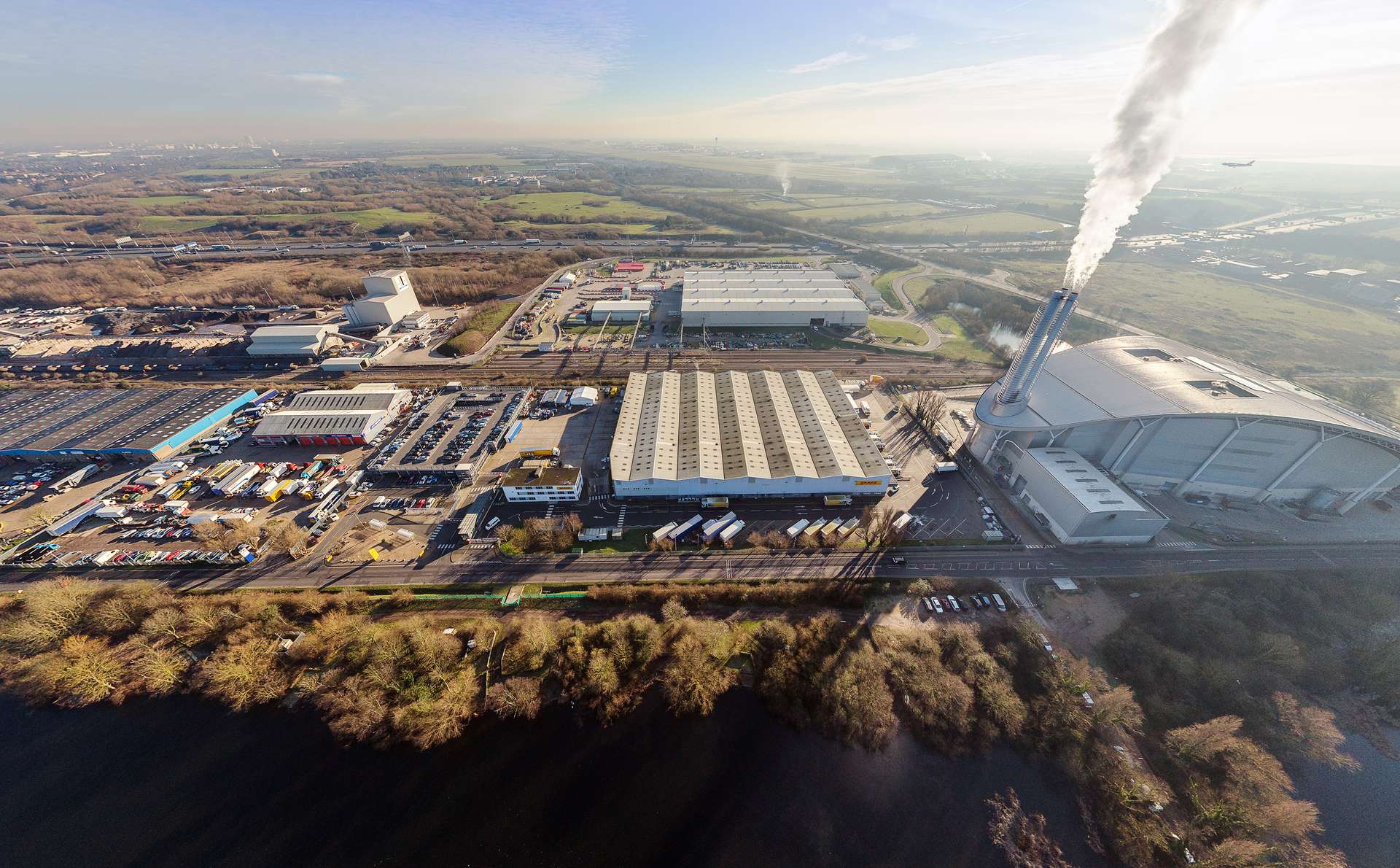 Colnbrook112, Lakeside Industrial Estate, Colnbrook By Pass, Slough, SL3 0ED Property to rent