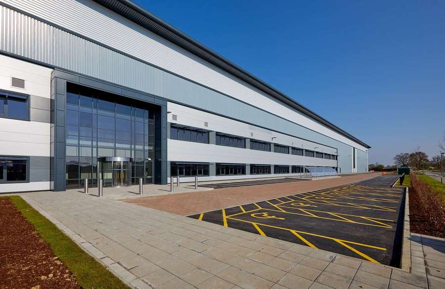 Unit C, Symmetry Park Bicester, J9 M40, Oxfordshire, South East, OX26