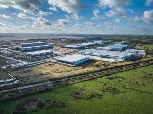 Industrial to let - DP World London Gateway Logistics Park, Stanford-le-Hope, Essex, SS17 9DY