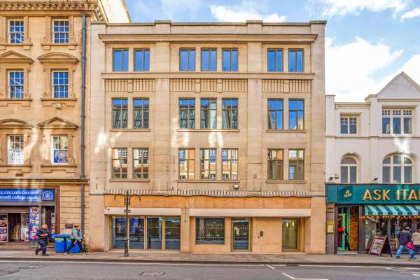 Office to let - 1-3 George Street, George Street, Oxford, OX1 2AR