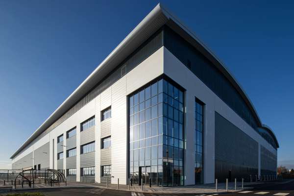 Industrial to let - Unit B173 Indurent Park Burton, A38 Lichfield Road, Burton-on-Trent, DE13 8ED