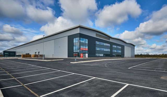 Industrial to let - Hinckley 340, Hinckley Park, Hinckley, LE10 3FF