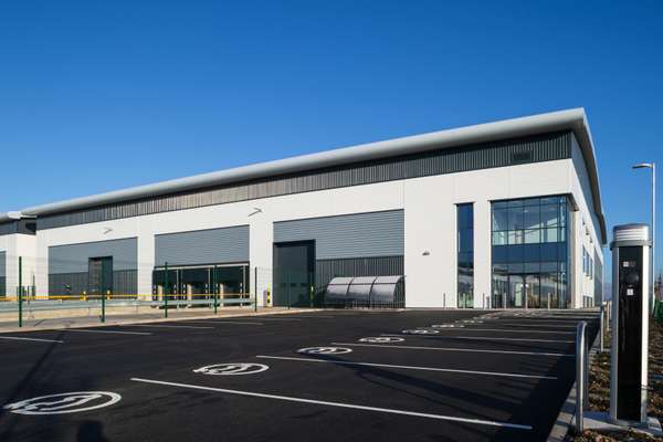 Industrial to let - Unit B42 Indurent Park Burton, A38 Lichfield Road, Burton upon Trent, DE13 8ED