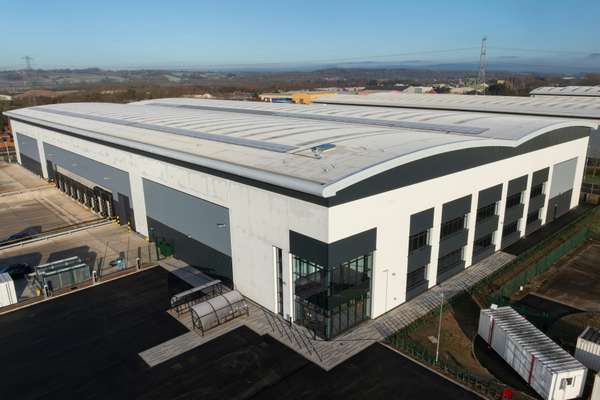 Industrial to let - Unit B81 Indurent Park Burton, A38 Lichfield Road, Burton upon Trent, DE13 8ED