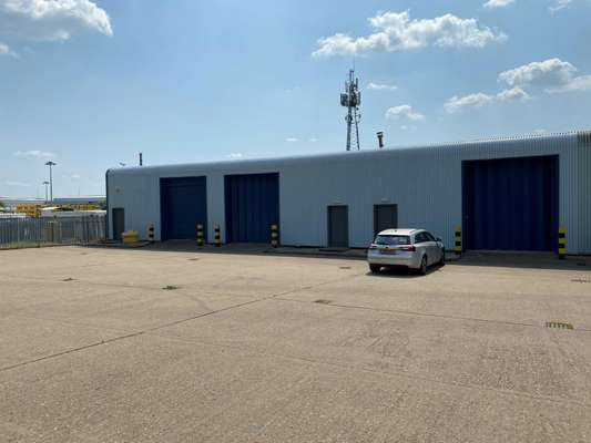 Industrial to let - Unit 82, Gravelly Industrial Park, Tyburn Road, Birmingham, B24 8TL