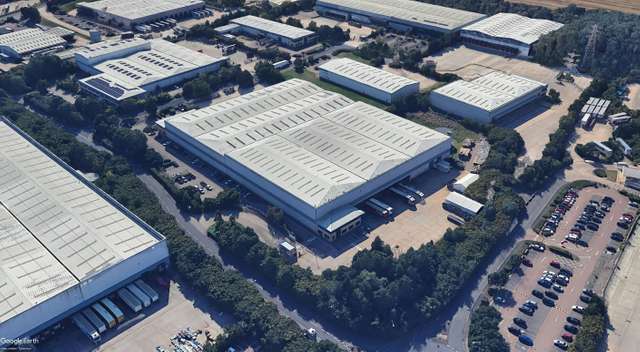 Industrial to let - 1 Cosford Lane, Swift Valley Industrial Estate, Rugby, CV21 1QN