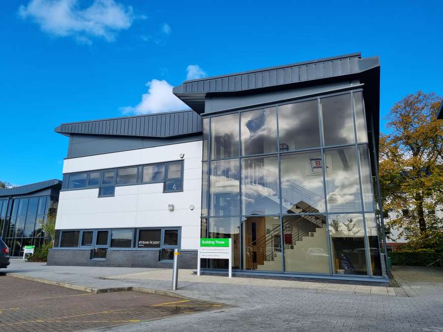 Building 3, 4 Marchfield Drive, Paisley, PA3 2RB คุณสมบัติ ให้เช่า