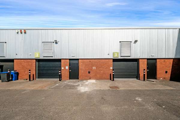 Industrial to let - Block 3 Unit 2 & Unit 3 Oakbank Trading Estate, Garscube Road, Glasgow, G20 7LU