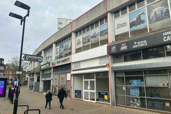Retail to let - Unit 20, Hereward Cross, Peterborough, PE1 1TE