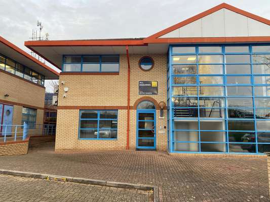 Office to let - 6 Avro Court, Ermine Business Park, Huntingdon, PE29 6XS