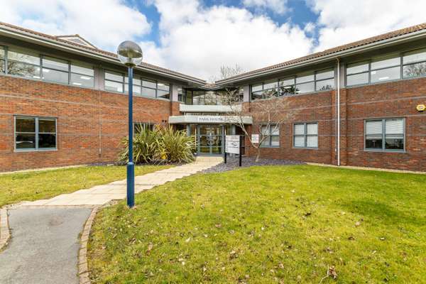Office to let - Park House, Lynchwood, Peterborough Business Park, Peterborough, PE2 6FZ