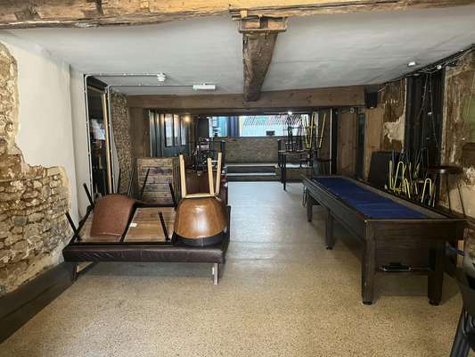Leisure to let - Ground Floor, 8 & 8A Church Street, Peterborough, PE1 1XB