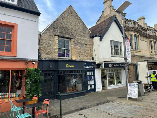 Office to let - First Floor, 8 & 8A Church Street, Peterborough, PE1 1XB