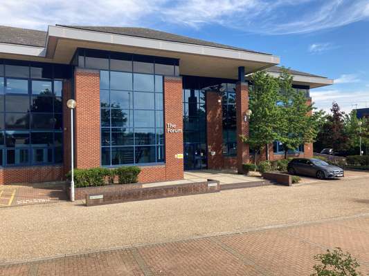 Office to let - The Forum, Ermine Business Park, Lancaster Way, Huntingdon, PE29 6XU