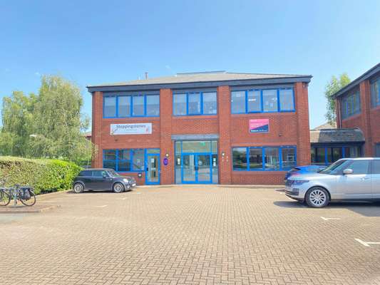 Office to let - Unit 12 Ground Floor, Flag Business Exchange, Vicarage Farm Road, Peterborough, PE1 5TX