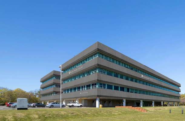 Office to let - Worldwide House, Thorpe Wood, Peterborough, PE3 6SB