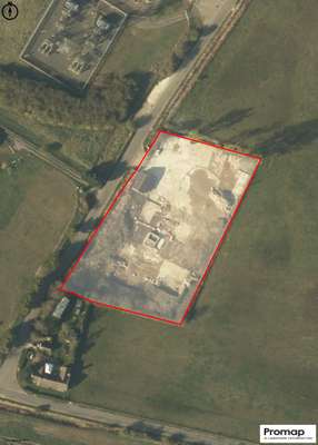 Industrial to let - Middlemarsh Road, Croft, Skegness, PE24 4SD