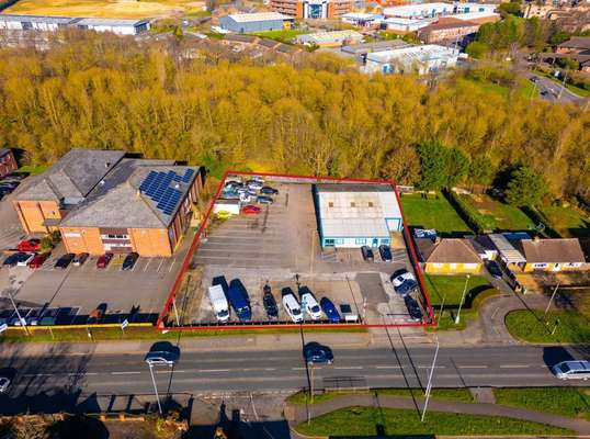 Industrial to let - 372-374 Harlaxton Road, Grantham, NG31 7JX