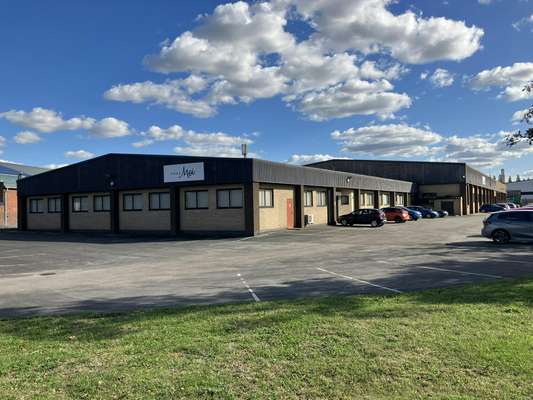 Industrial to let - Units A & B, Fields Farm Road, Long Eaton, Nottingham, NG10 3FZ