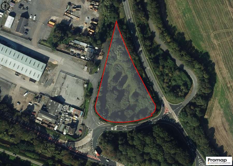 , Land At Double Rivers, Crowle, Scunthorpe, DN17 4DD Property for