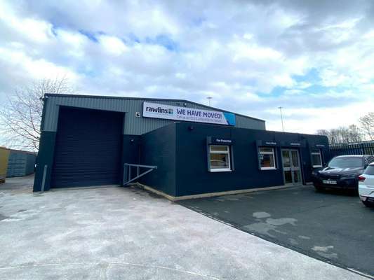 Industrial to let - Northspeed House, Moor View, Leeds, LS11 9NF