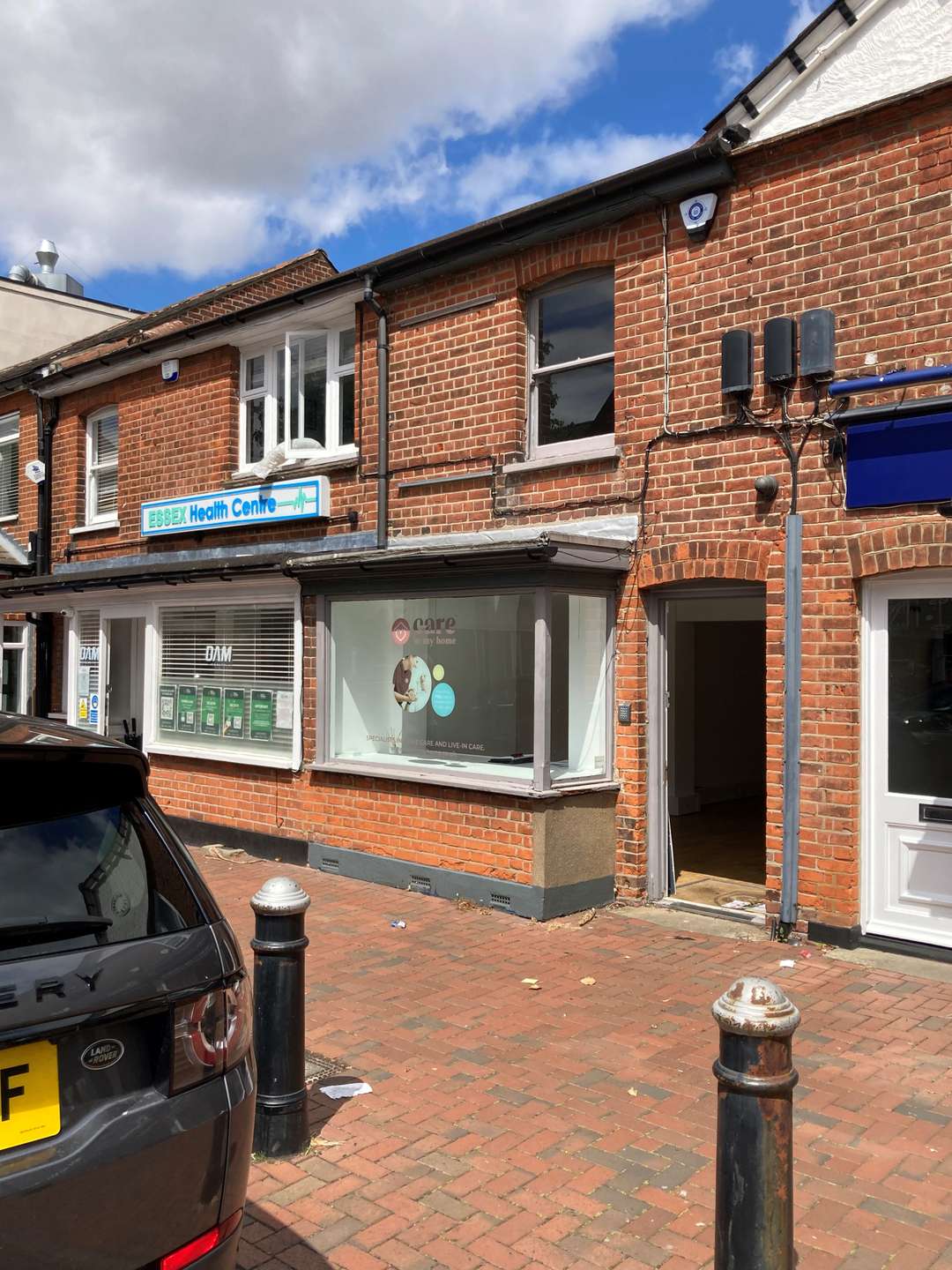 Savills 20 St. Thomas Road, Brentwood, CM14 4DB Property to rent