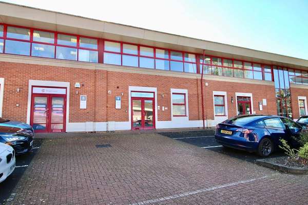 Office to let - 9 Woodbrook Crescent, Billericay, CM12 0EQ