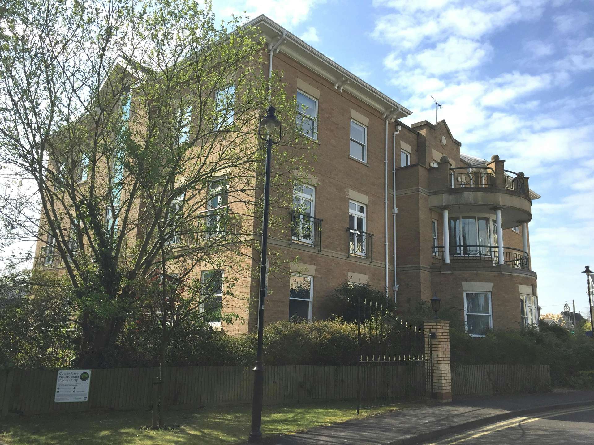 Boundary House, 4 County Place, Chelmsford, CM2 0RE Property to rent