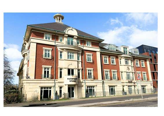 Office to let - Third Floor, Parkview House, Victoria Road South, Chelmsford, CM1 1NG