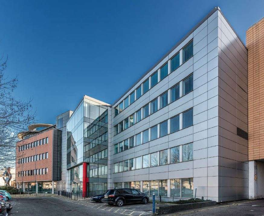 Fenton House, 8589 New London Road, Chelmsford, Essex, CM2 0PP