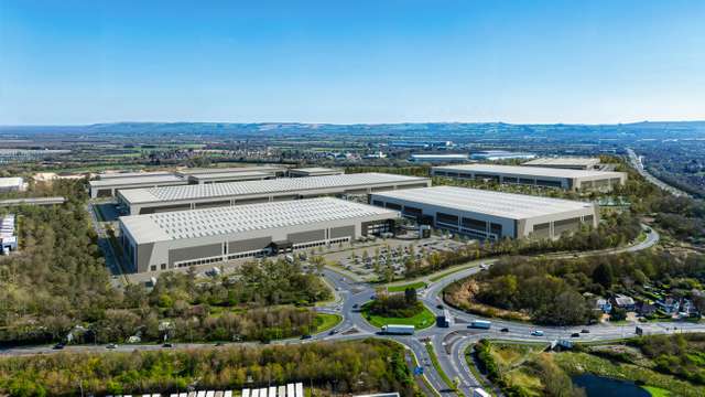 Industrial to let - Panattoni Park Swindon, Highworth Road, Swindon, Swindon, SN3 4TZ